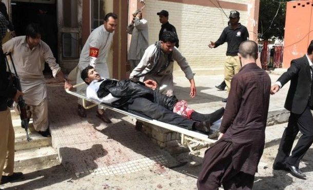 Pakistan hospital bomb attack kills dozen in Quetta