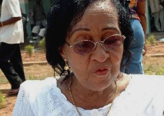 Ama Benyiwa Doe eulogises Dr. Mary Grant; advises women on marriage