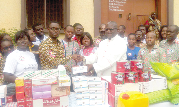 Ashanti Pharmaceutical Society deworms 1,692 inmates of Central Prisons