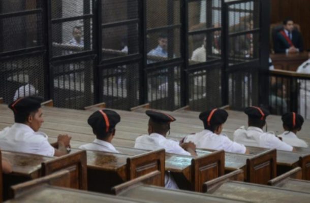 Egypt court sentences seven to hang for shooting officer in 2013