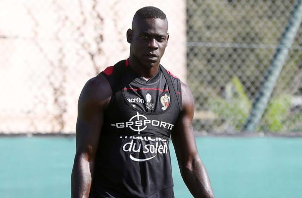 Balotelli sees red after sending Nice top of Ligue 1