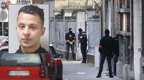 Paris attacks suspect Salah Abdeslam's lawyers 'quit his defence'