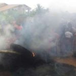 Robbers rounded up and burned alive by vigilant mob