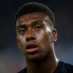 Alex Iwobi tells 'crazy' story of creepy Arsenal fans who follow him home & even almost break his car just to take selfies