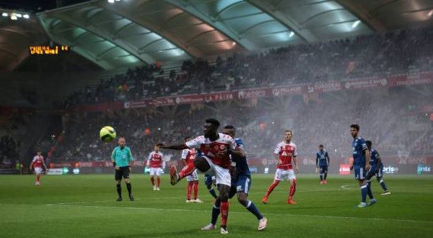 French-born Grejohn Kyei climbs off the bench to strike for Stade Reims in France
