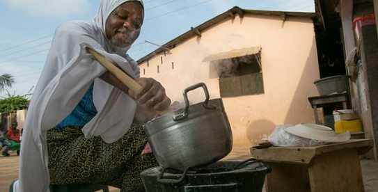 Clean cookstoves in Ghana to help UK pollution battle