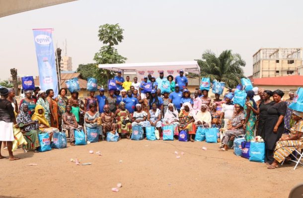 Kasapa FM donates to over 200 widows – SEE PHOTOS