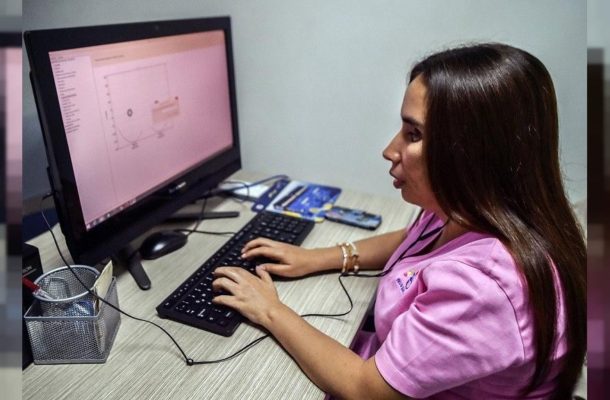 Colombian visually impaired women help detect breast cancer