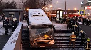 Moscow subway bus crash kills four people