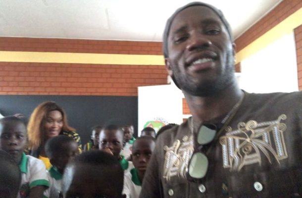 Drogba puts up a school in home country