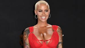 Amber Rose undergoes breast reduction surgery
