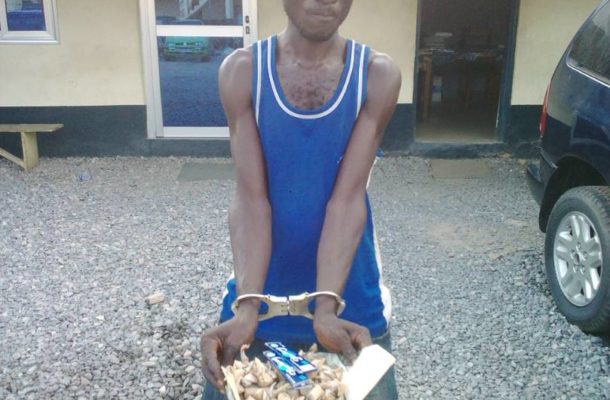 E/R: ‘Drug peddler’ detained with 138 wrappers of wee at Nsawam