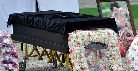 Manufacturers of Ebony’s coffin speaks about the black colour