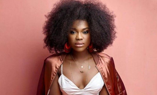 Becca unfollows everyone on Instagram after bleaching allegations