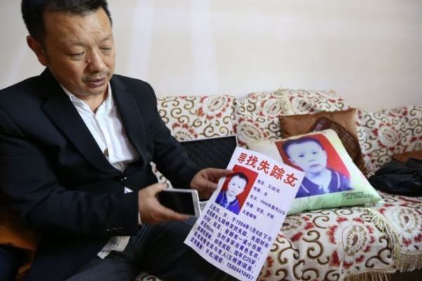 Chinese father finds lost daughter after 24-year search