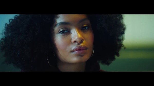 Drake unveils star-studded all female music video for “Nice For What”