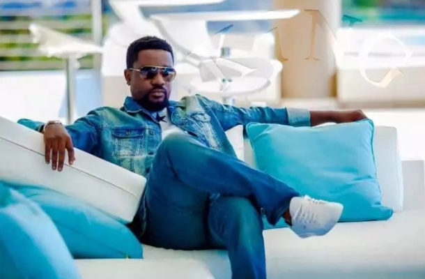 Ghanaian minister describes Sarkodie as a refined gentleman and his fans can't keep calm
