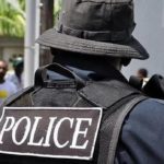 Police official slaps civilians at Accra Court Complex