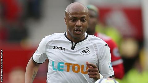 Andre Ayew flies to Turkey to seal Fenerbahçe move