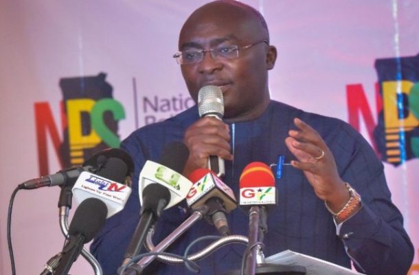 Cedi recording slowest depreciation in first 18 months of any gov't since 1993 – Bawumia