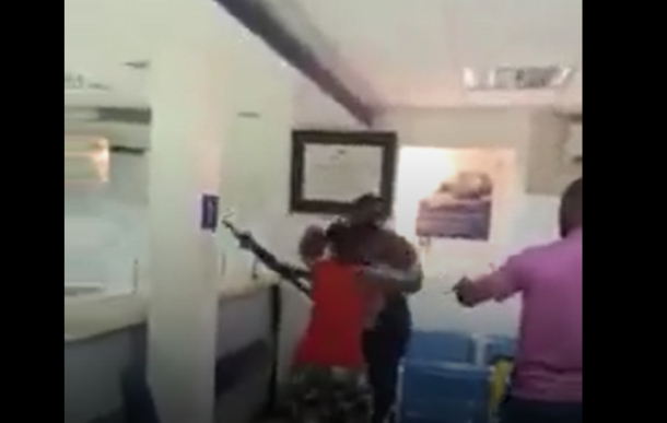 VIDEO: Police officer captured assaulting nursing mother at the bank
