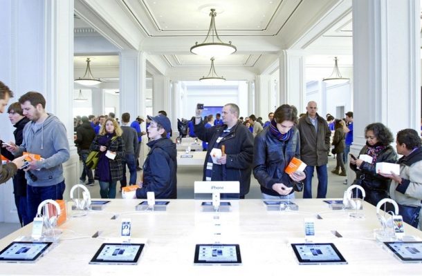 Apple Store evacuated after iPad explodes