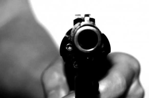 Suspected gunmen kill pastor, kidnap wife