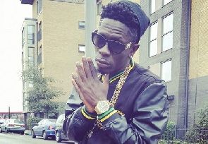 Smoke wee in your homes to avoid being arrested — Shatta Wale to friends