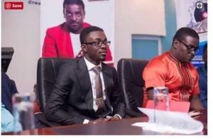 Angry Menzgold Customers Threaten To Beat Up Journalists (VIDEO)