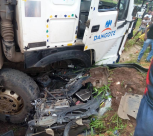GRAPHIC VIDEO/PHOTOS: Dangote truck driver crushes young man to death
