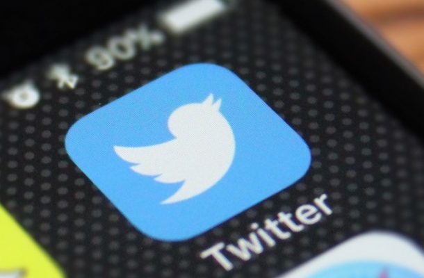 Twitter warns direct messages were exposed