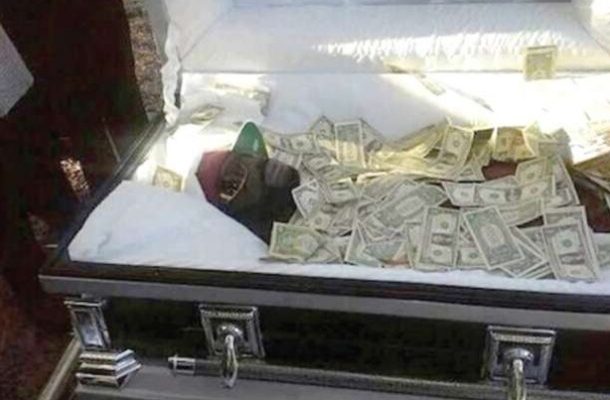 Man buried with 6 million to ‘bribe’ God on Judgment Day
