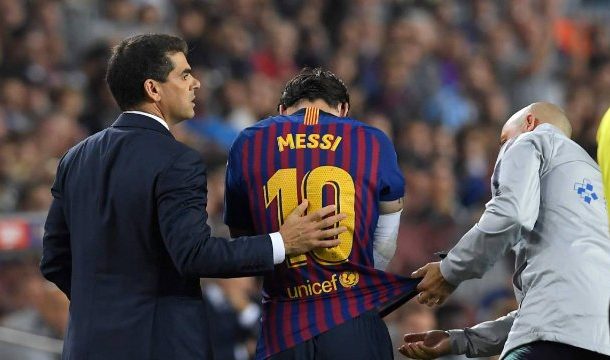 Messi to miss El Clasico with fractured arm
