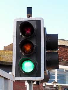 Fix the non-functioning traffic lights