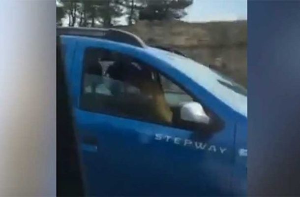 Video Shocking Moment Couple Are Caught Having Sex While Driving Down