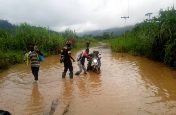 E/R: Rains cut off Akanteng community