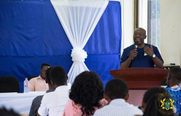 “Read and Understand RTI Bill before it is passed”- Oppong Nkrumah to GIJ Students