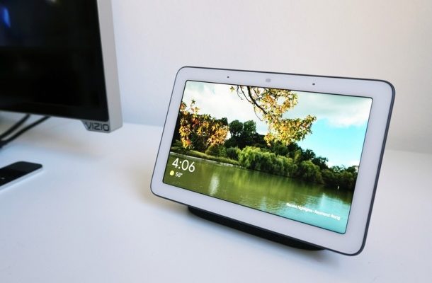 Google's Home Hub is a digital photo frame, smart speaker