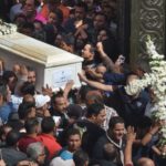 Coptic Christian attack: Egypt police 'kill 19 attackers'