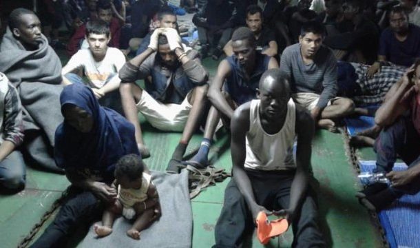 Rescued migrants refuse to leave ship taking them to Libya