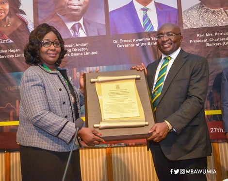 Chartered Institute of Bankers Ghana honours Dr Mahamudu Bawumia