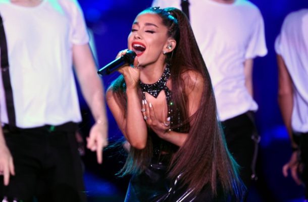 VIDEO: Ariana Grande posts a thank you message to fans moments after crying on stage