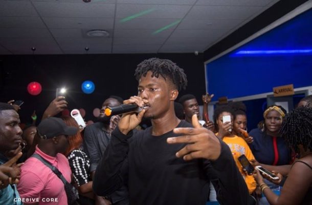 VIDEO: ‘Who is Kwesi Arthur?’ check out his response
