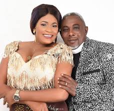 VIDEO: I don’t know that girl from anywhere – Apostle Prah angrily blasts Nayas