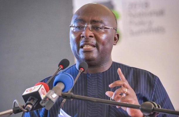 Mahama superintended 'rotten, cancerous' banking system, had 'no courage' to clean it – Bawumia