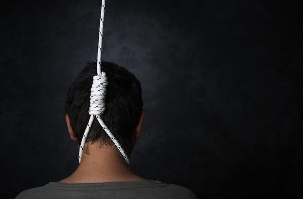 E/R: 22-year-old man commits suicide