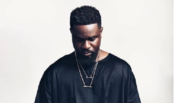 Sarkodie finally opens up on why many people think he is stingy