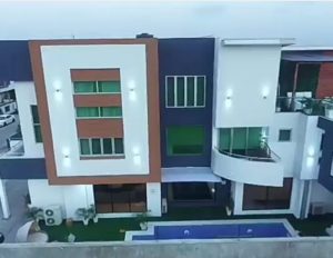 PHOTOS/VIDEO: Nigerian comedian AY completes his second house and the interior is breathtaking