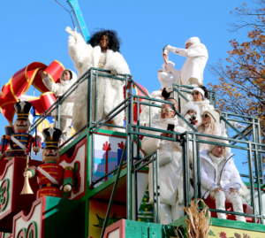 PHOTOS: Diana Ross celebrates Christmas with her large family