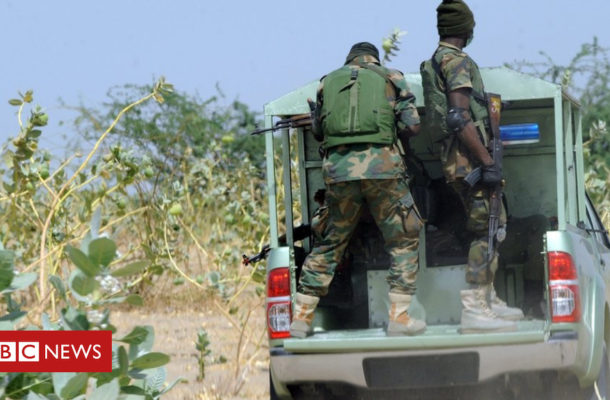 IS-linked militants 'seize Nigeria town'